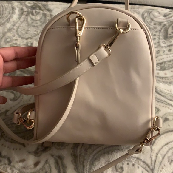 Mini Backback - Picture 4 of 11